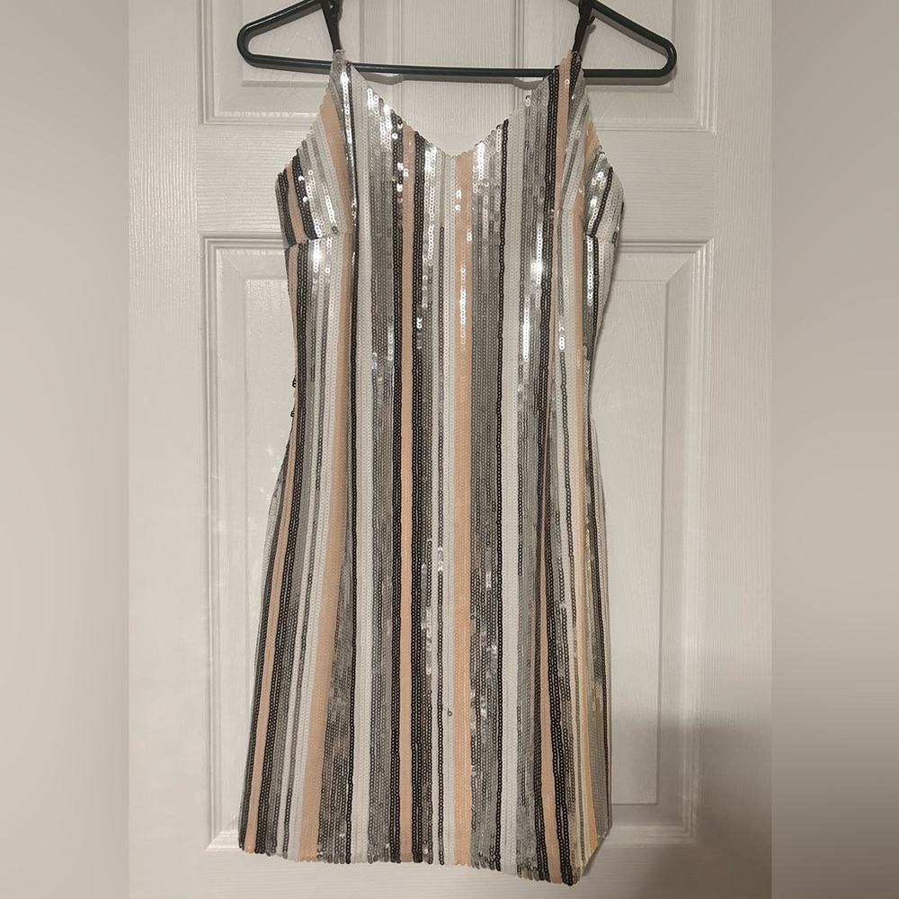 New without tags Pink Lily Sequin Dress - Small Black white pink